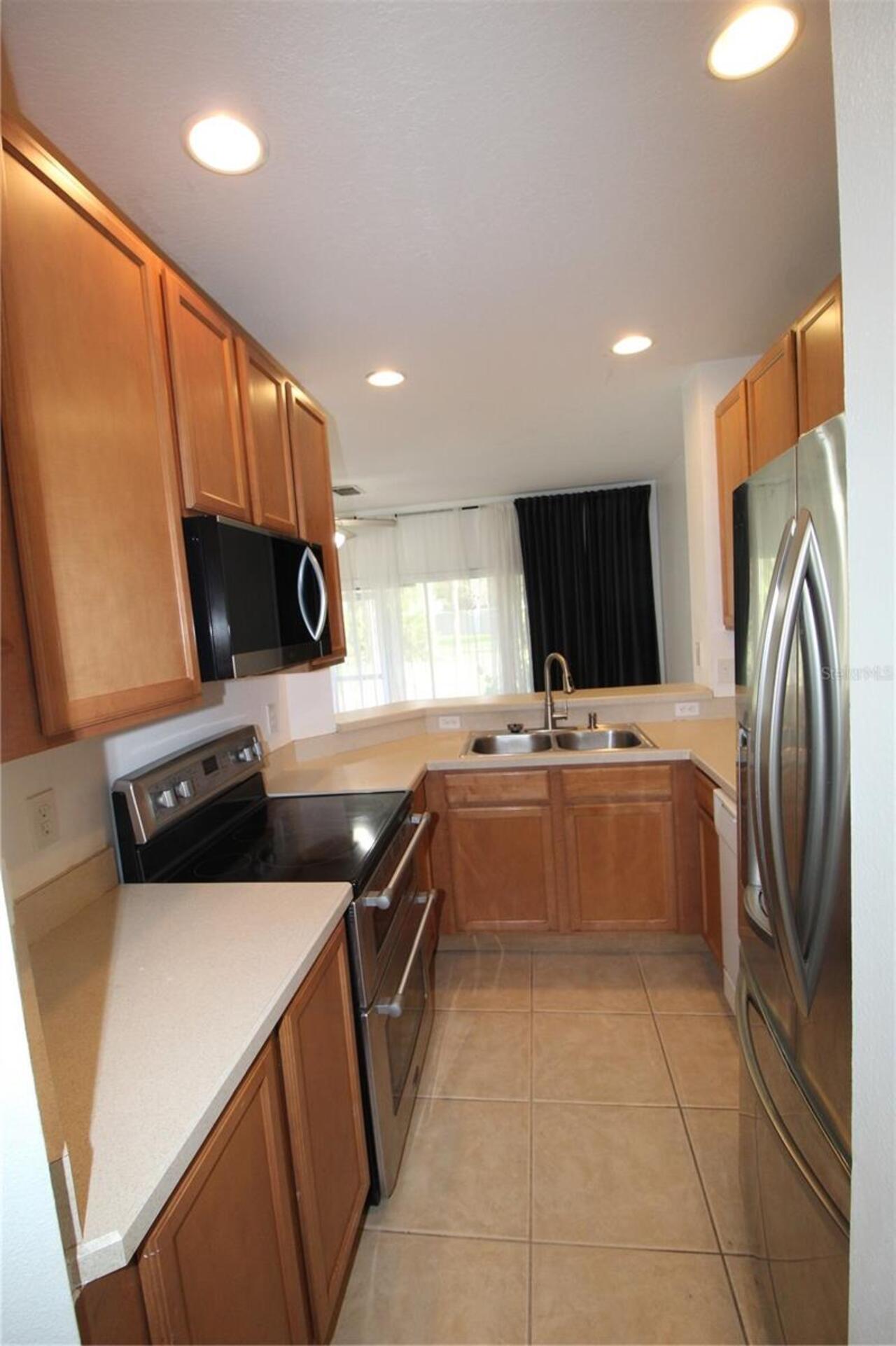 Listing Photo 8