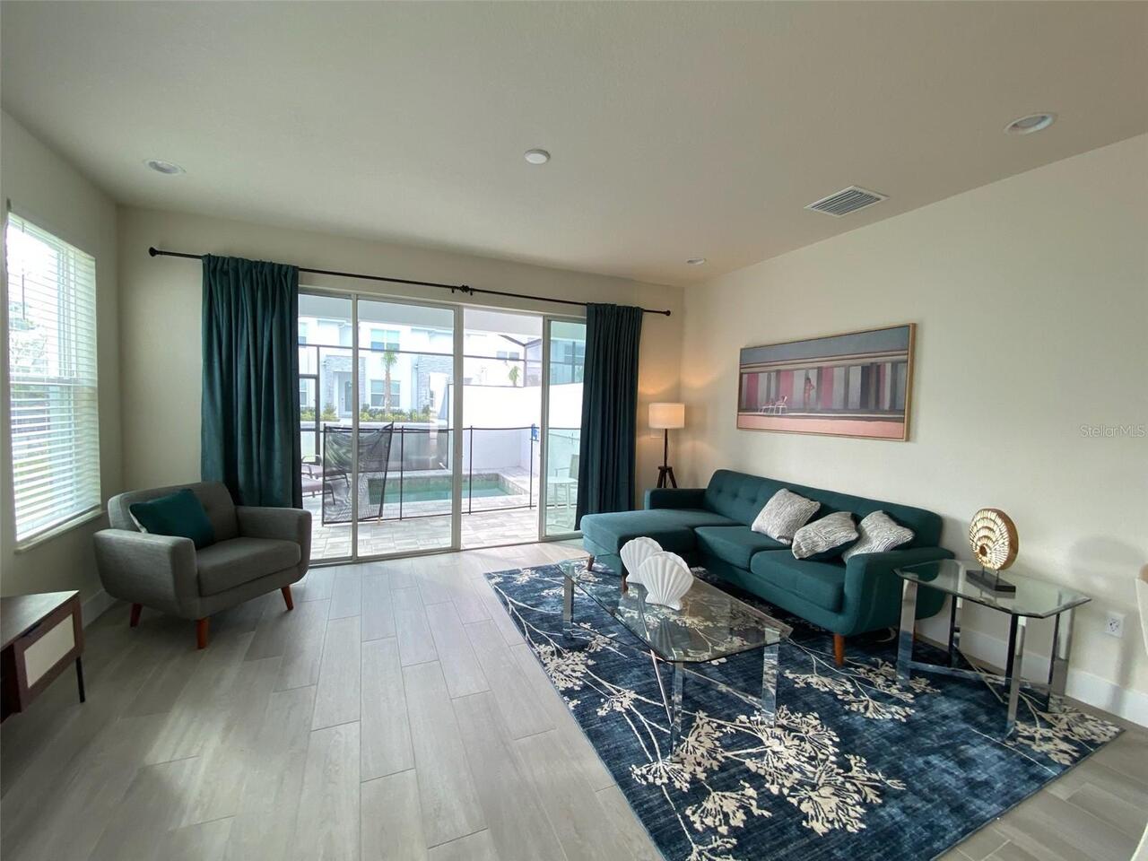 Listing Photo 10