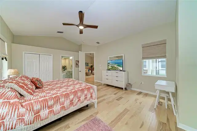 Listing Photo 20