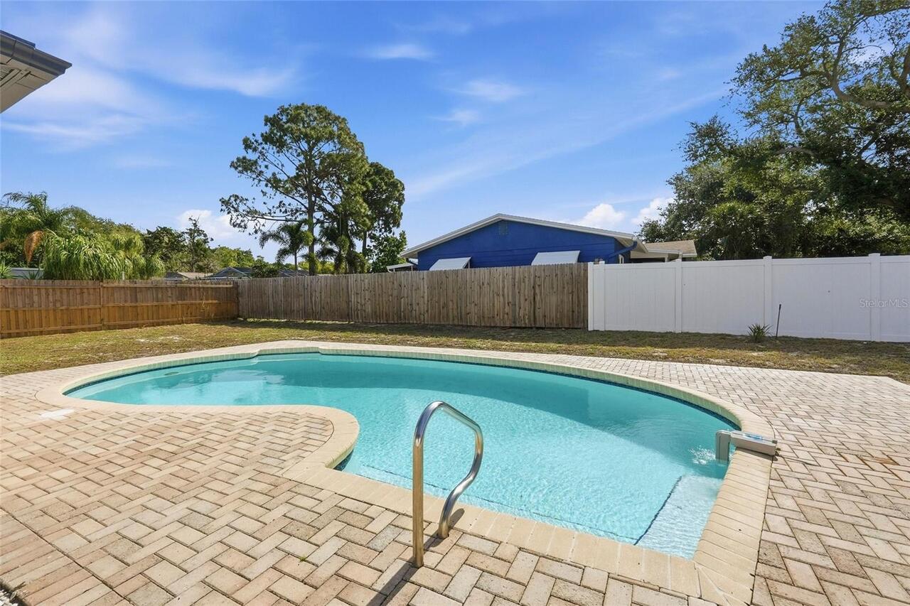 Listing Photo 32