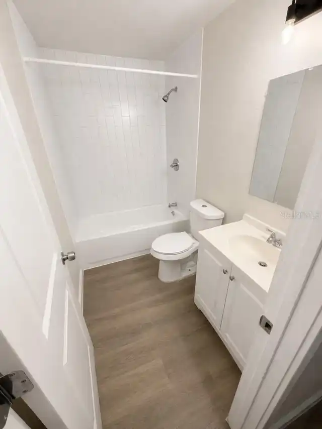 Listing Photo 6