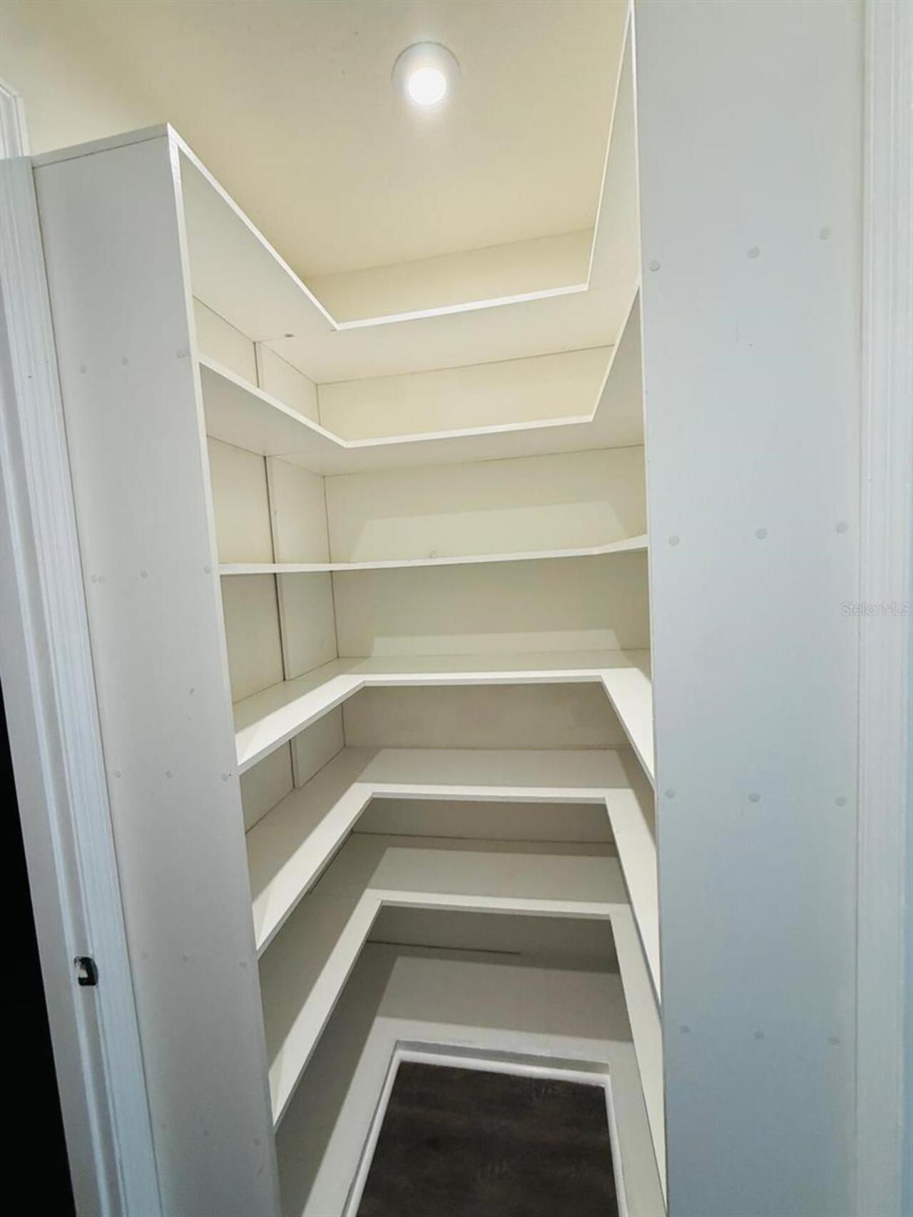 Listing Photo 7
