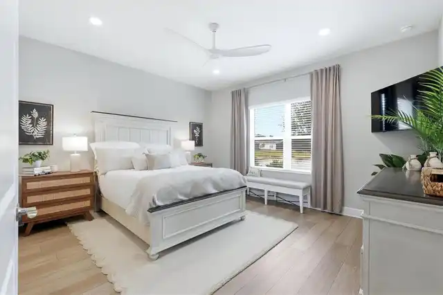 Listing Photo 17
