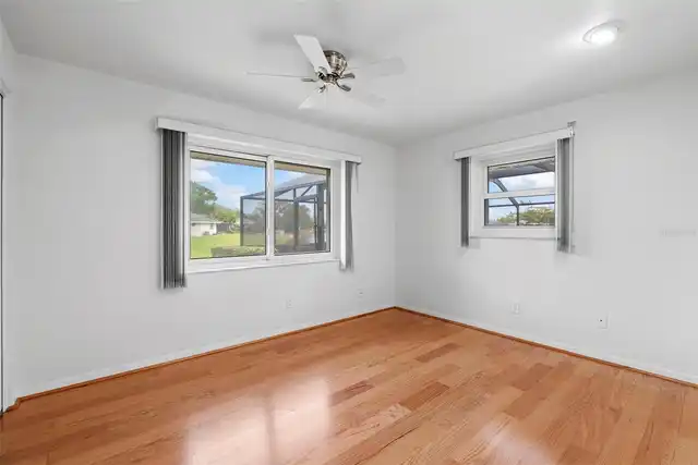 Listing Photo 32