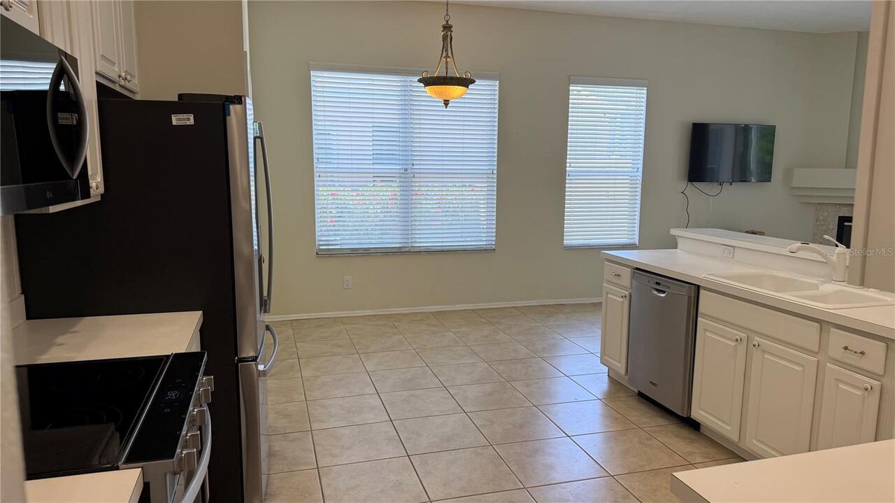 Listing Photo 10