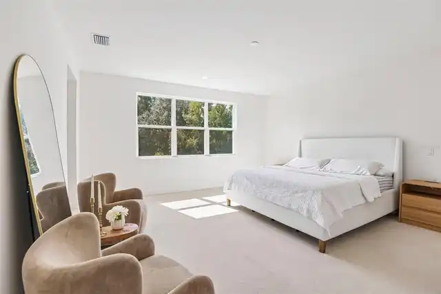 Listing Photo 22