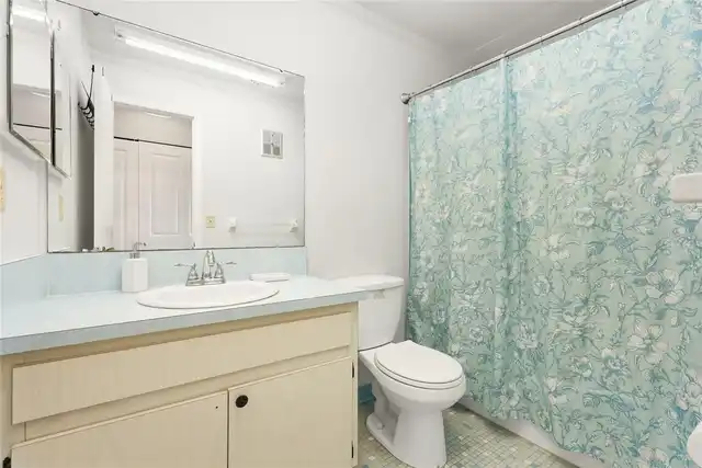 Listing Photo 18
