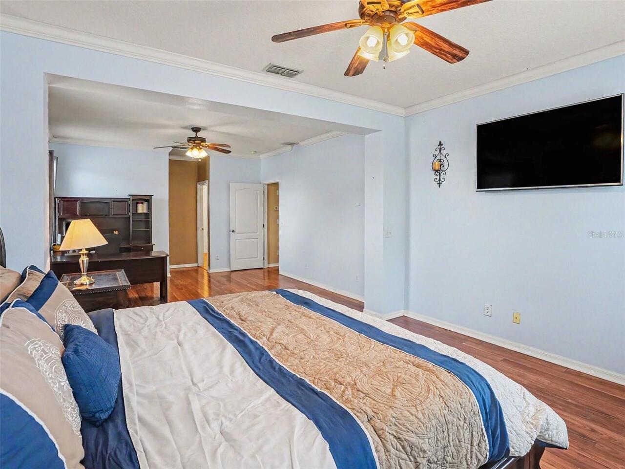 Listing Photo 16