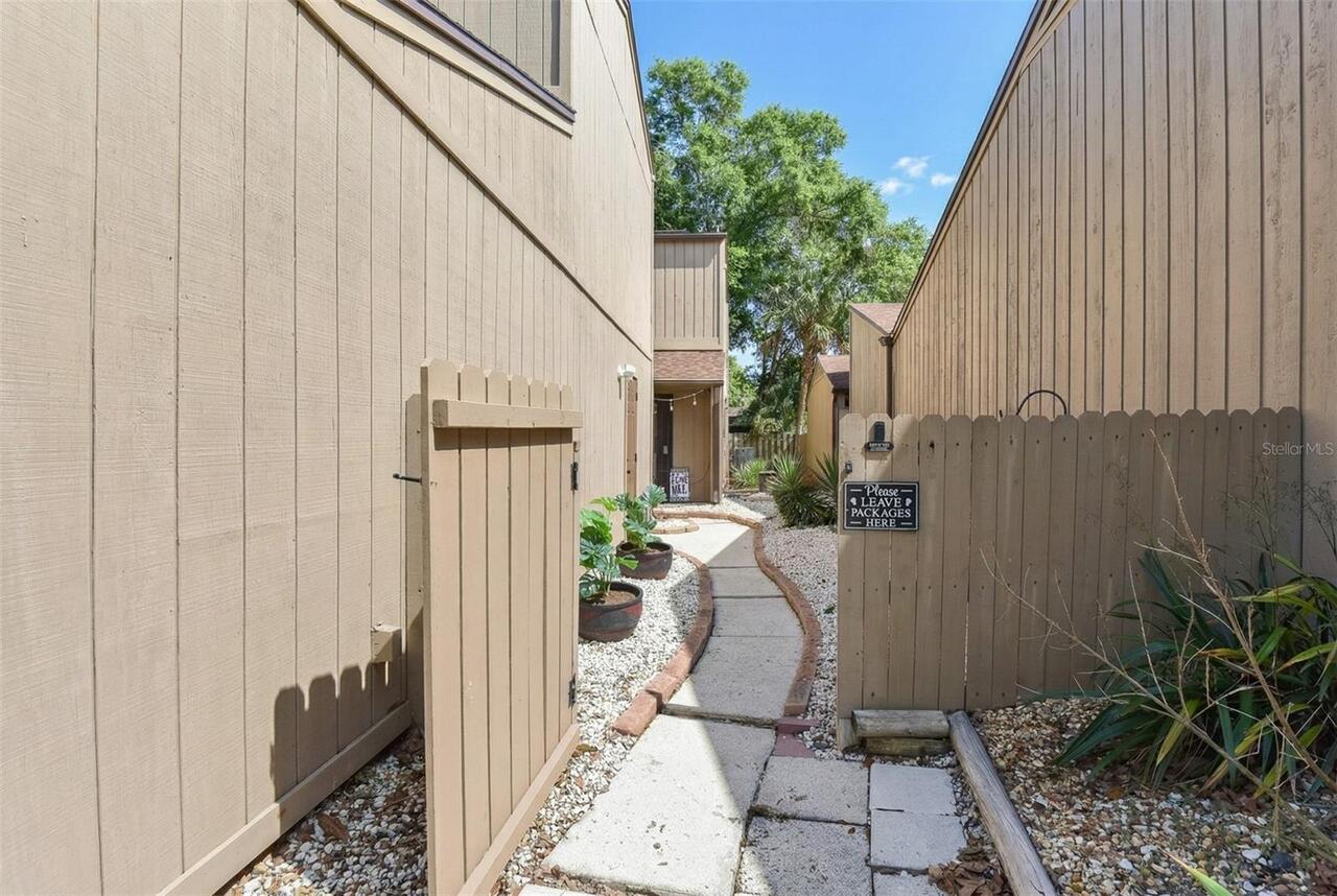 Listing Photo 10