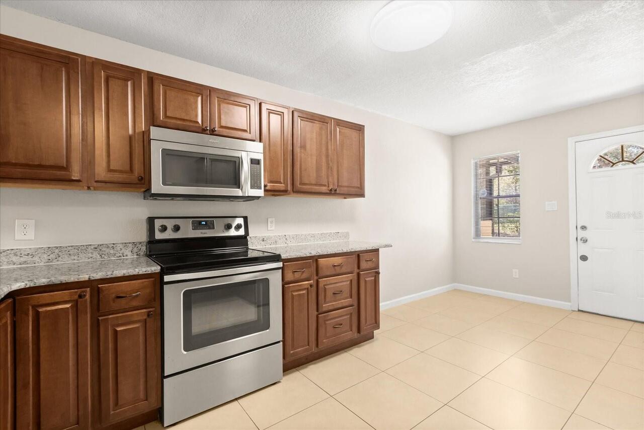 Listing Photo 7
