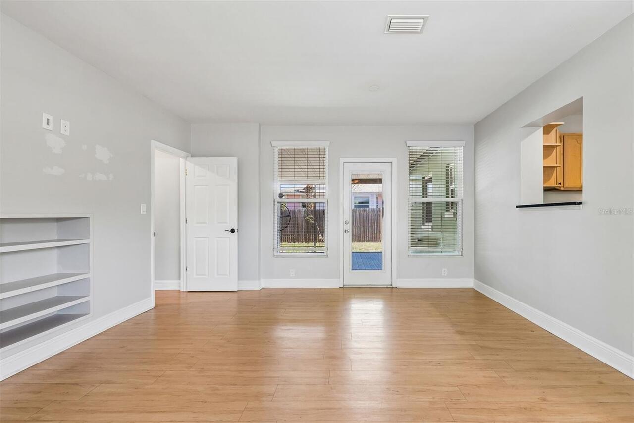 Listing Photo 16