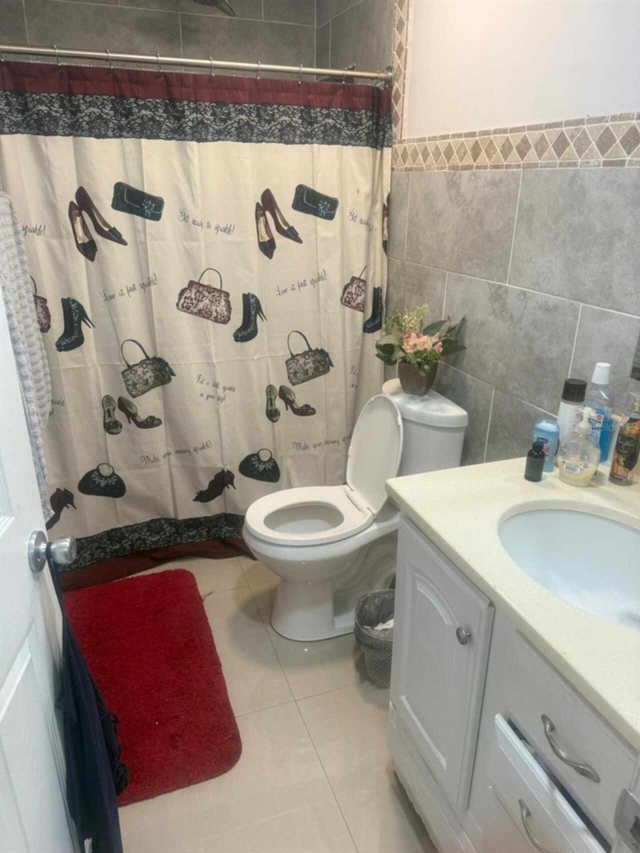 Listing Photo 10