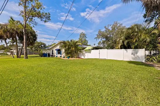 Listing Photo 34