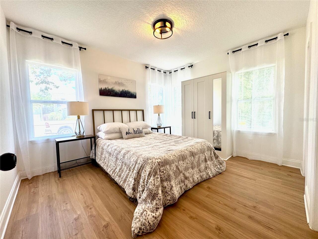 Listing Photo 10