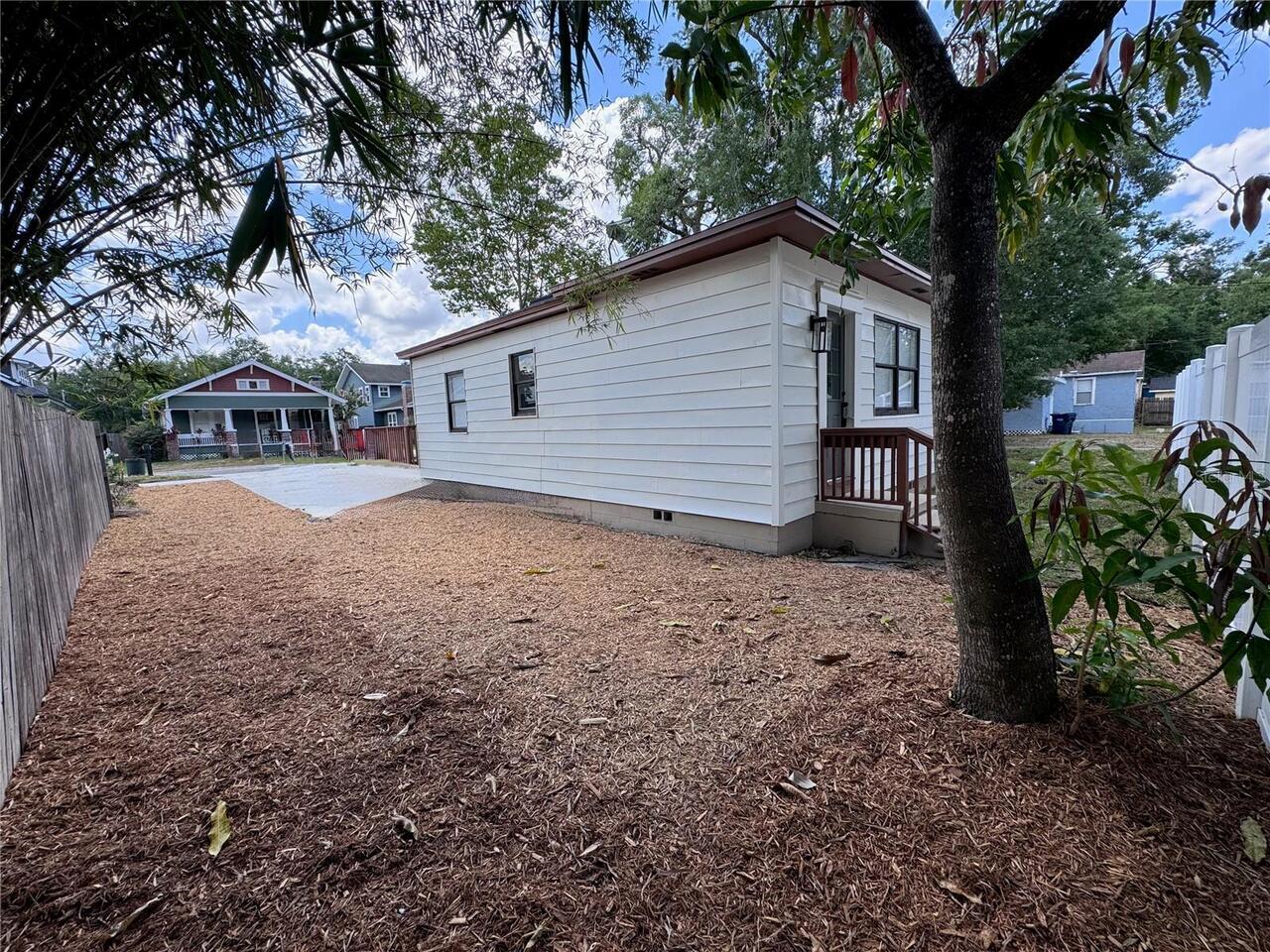 Listing Photo 17