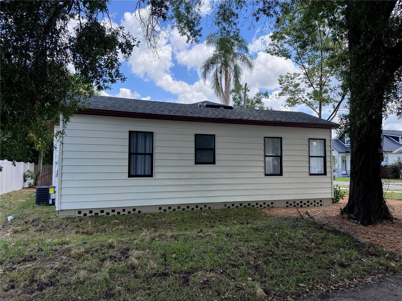 Listing Photo 18