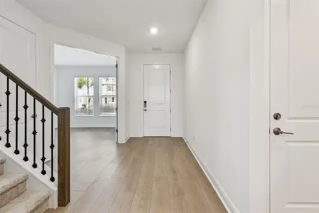 Listing Photo 15