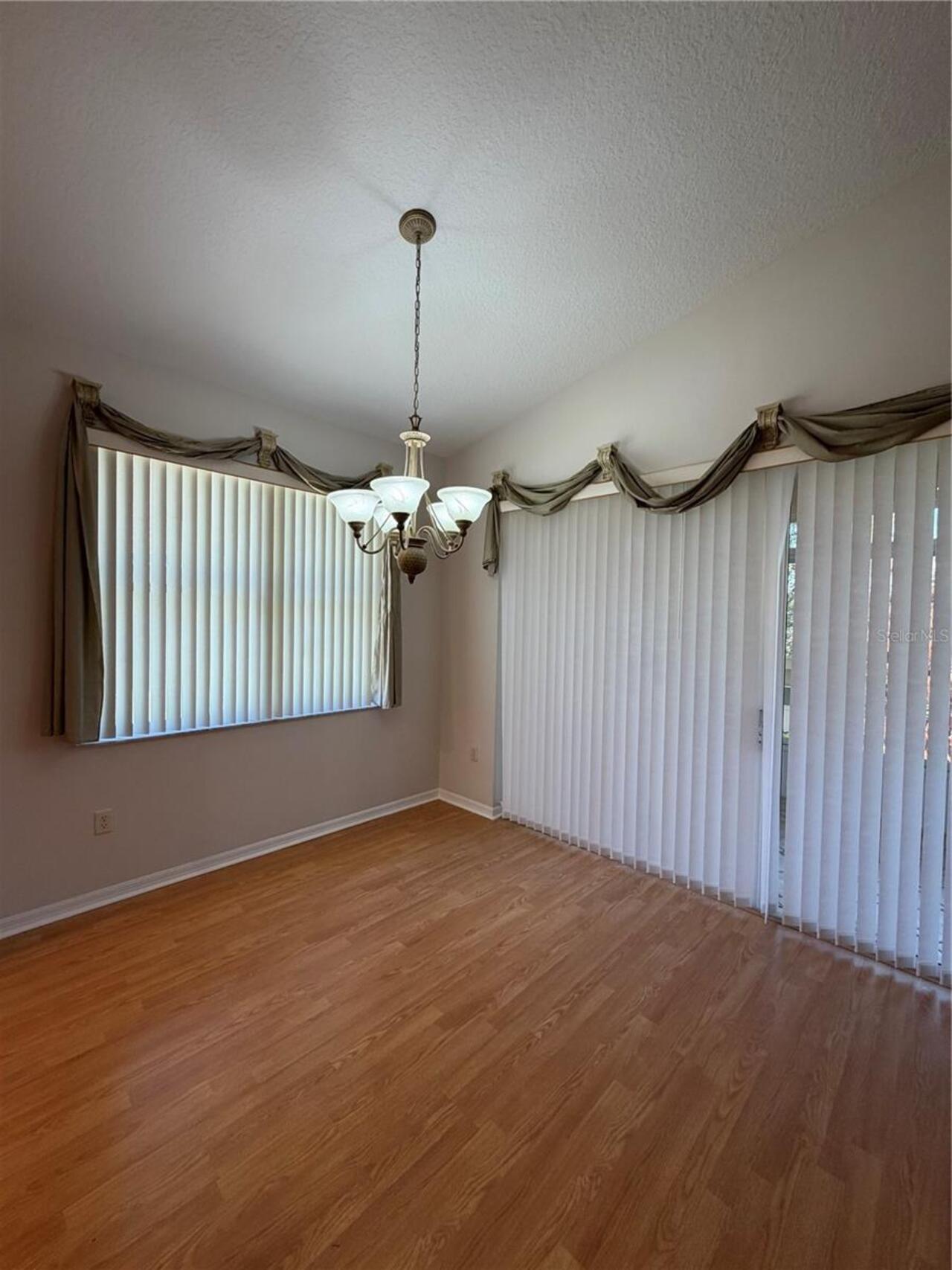 Listing Photo 33