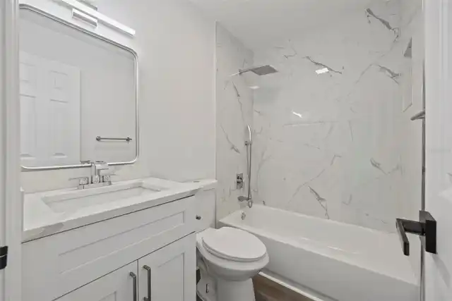 Listing Photo 12