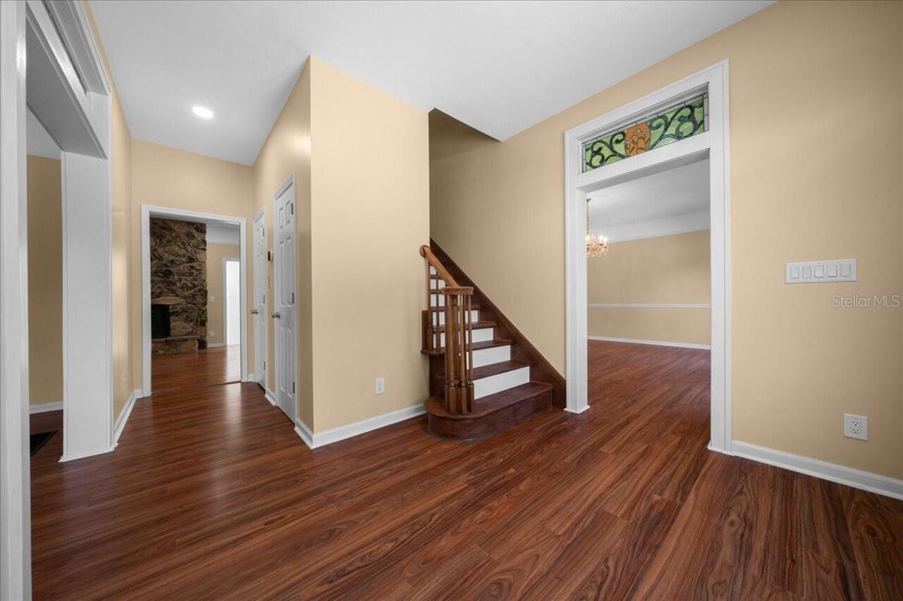 Listing Photo 8