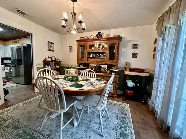 Listing Photo 14