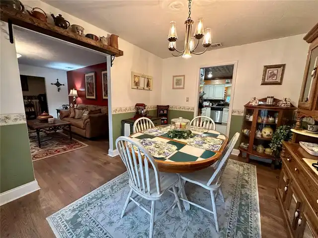 Listing Photo 15