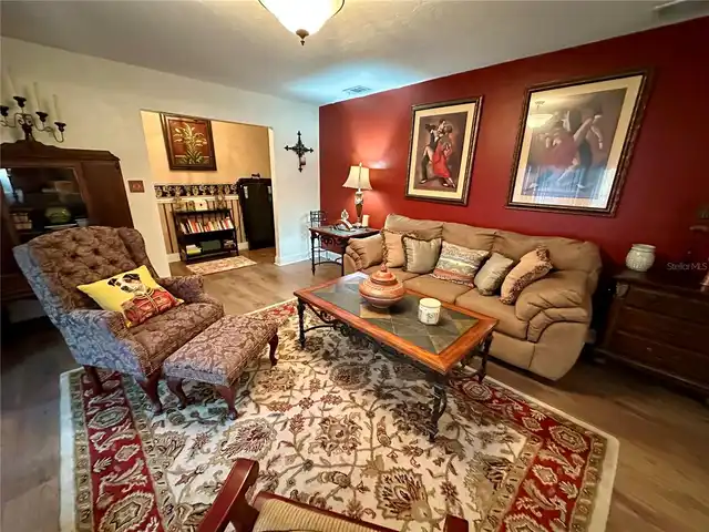 Listing Photo 17