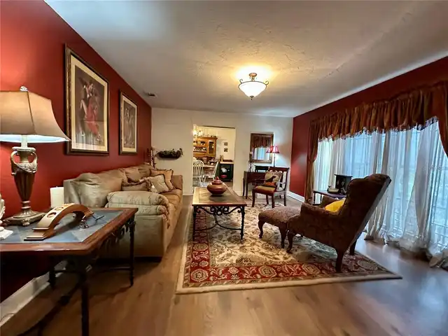 Listing Photo 18