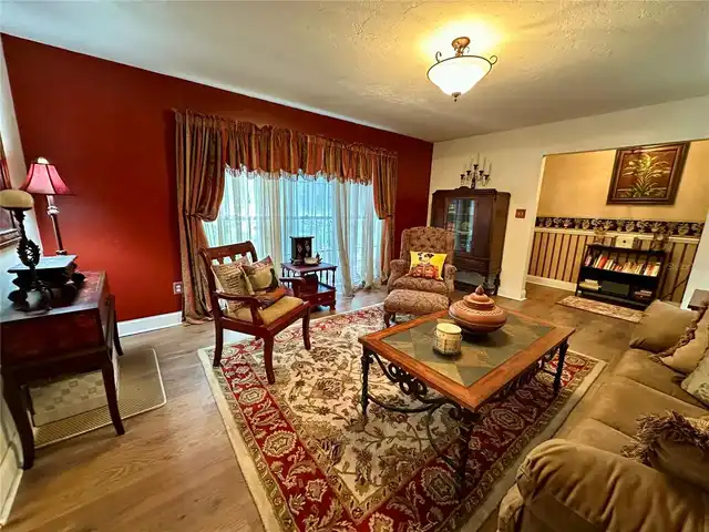 Listing Photo 19