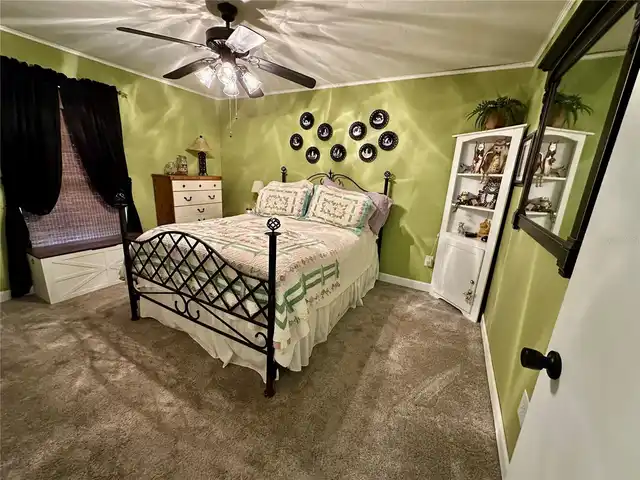 Listing Photo 28