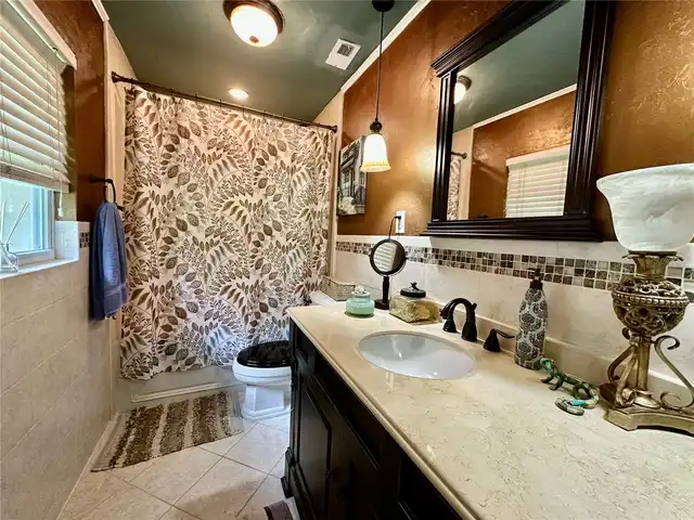 Listing Photo 34