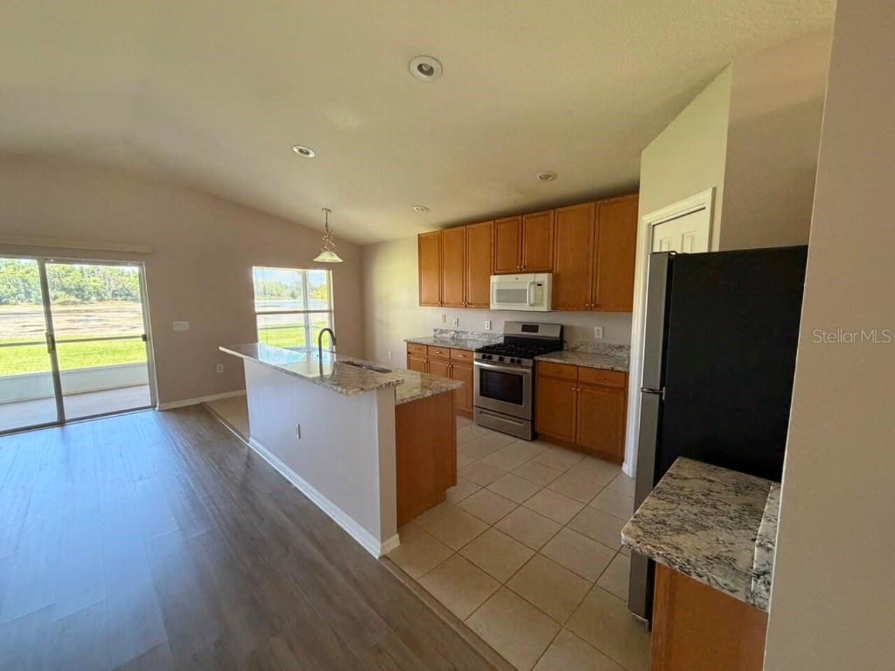Listing Photo 17