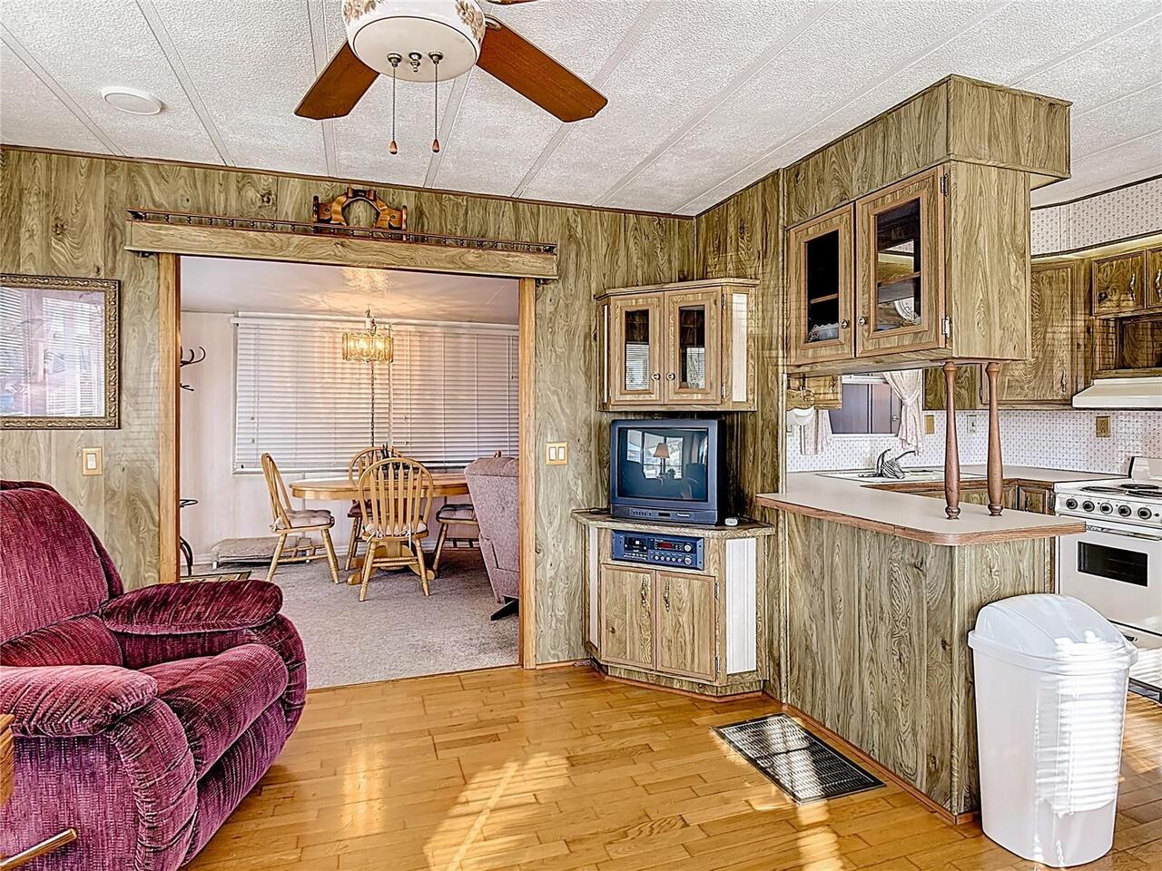 Listing Photo 15