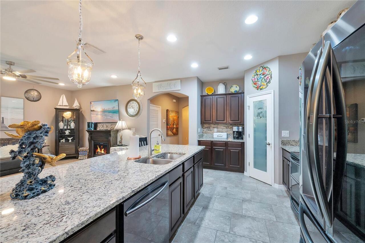 Listing Photo 16