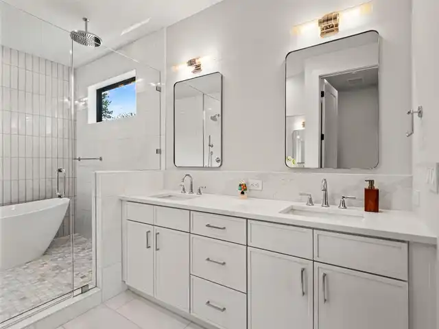 Listing Photo 29