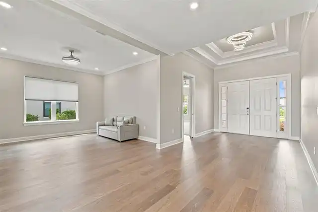 Listing Photo 32