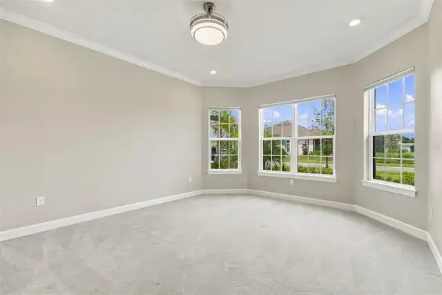 Listing Photo 33