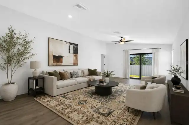 Listing Photo 11