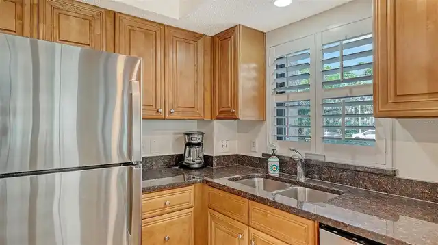 Listing Photo 17