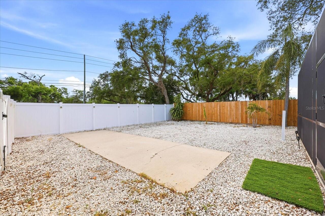 Listing Photo 37