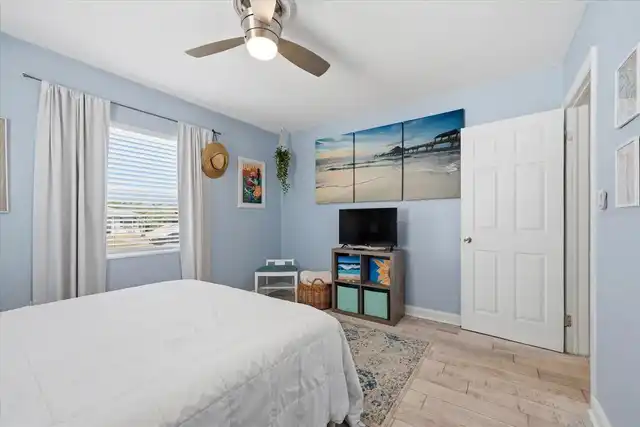Listing Photo 16