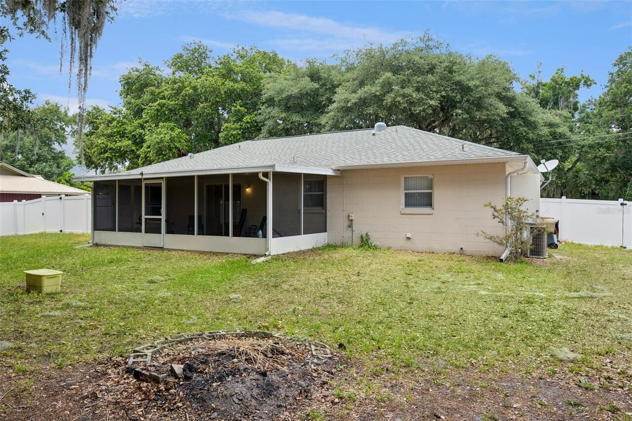 Listing Photo 16