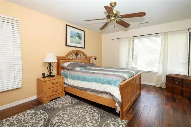 Listing Photo 37