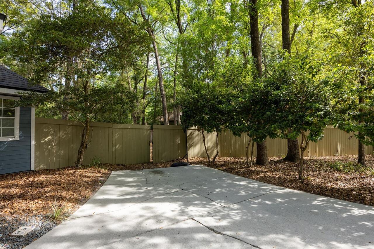 Listing Photo 11
