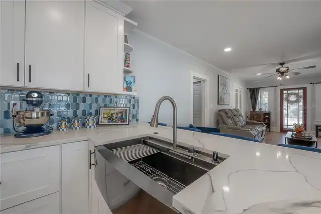 Listing Photo 10