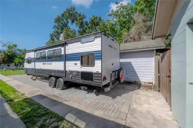 Listing Photo 74