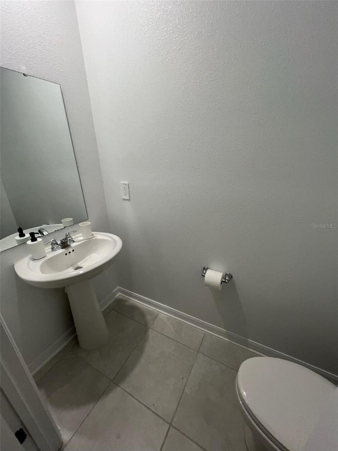 Listing Photo 12
