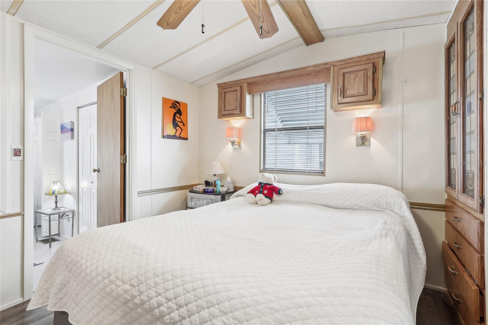 Listing Photo 18