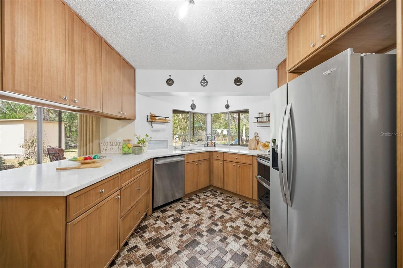 Listing Photo 15