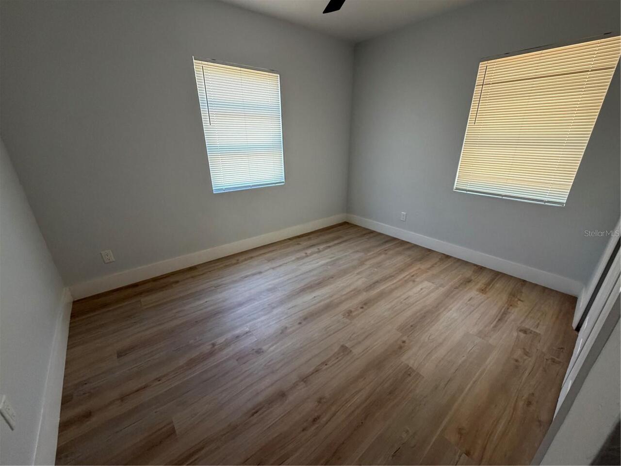 Listing Photo 10